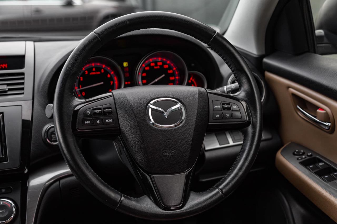 2012 Mazda Atenza