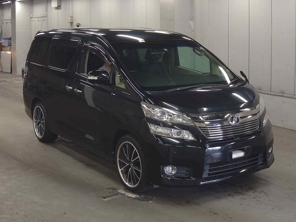 2013 Toyota VELLFIRE