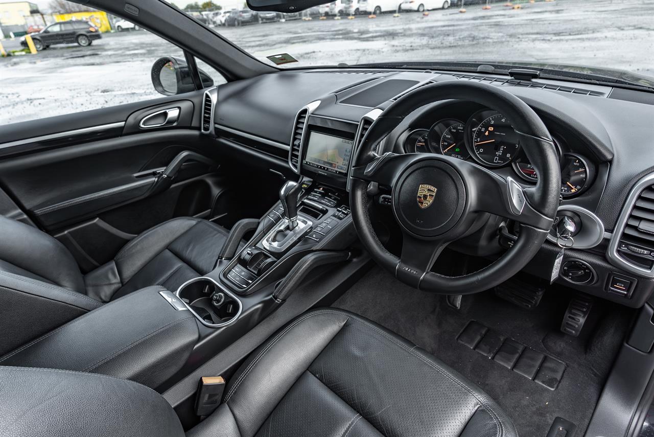 2012 Porsche Cayenne