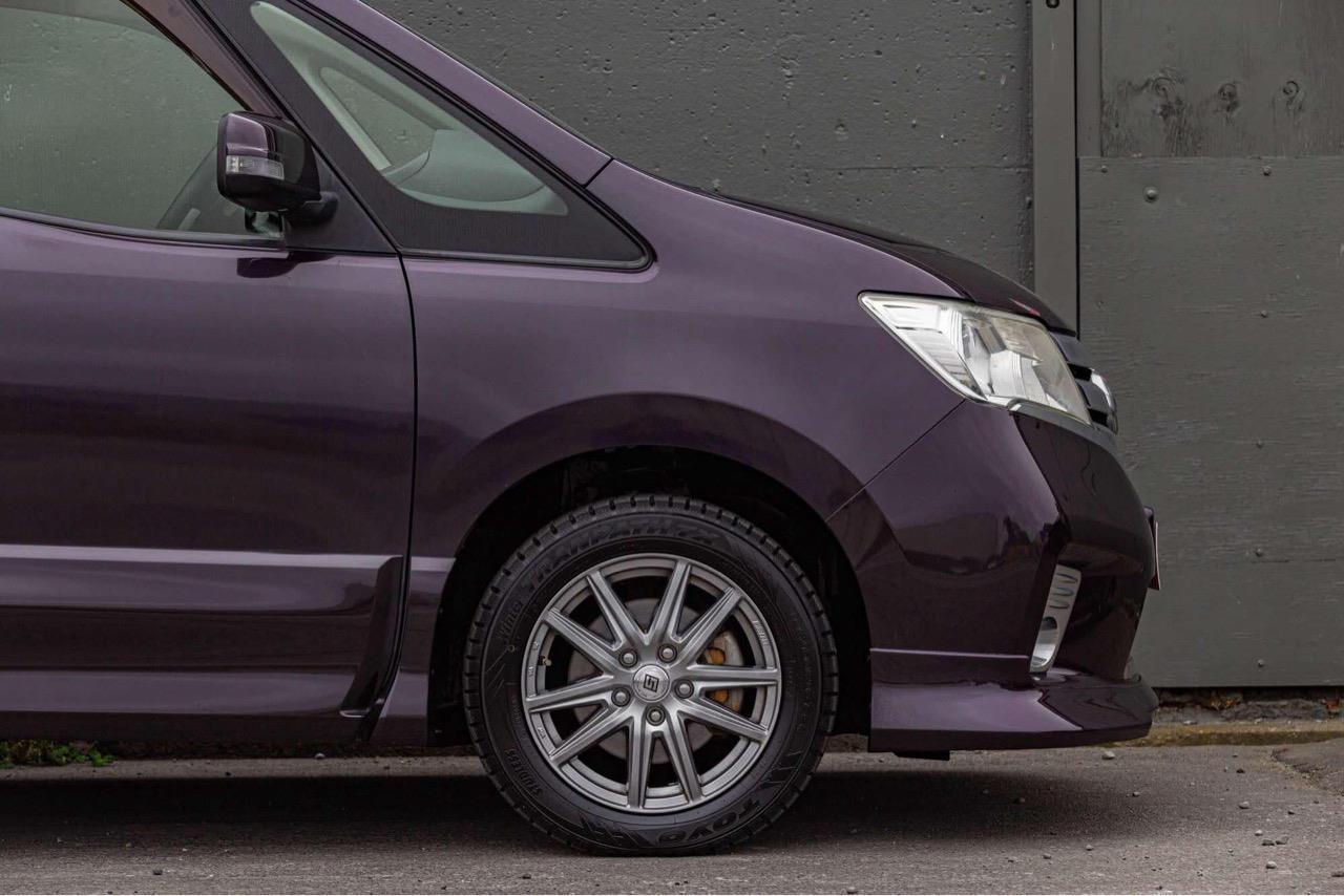 2012 Nissan SERENA