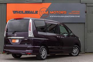 2012 Nissan SERENA - Thumbnail