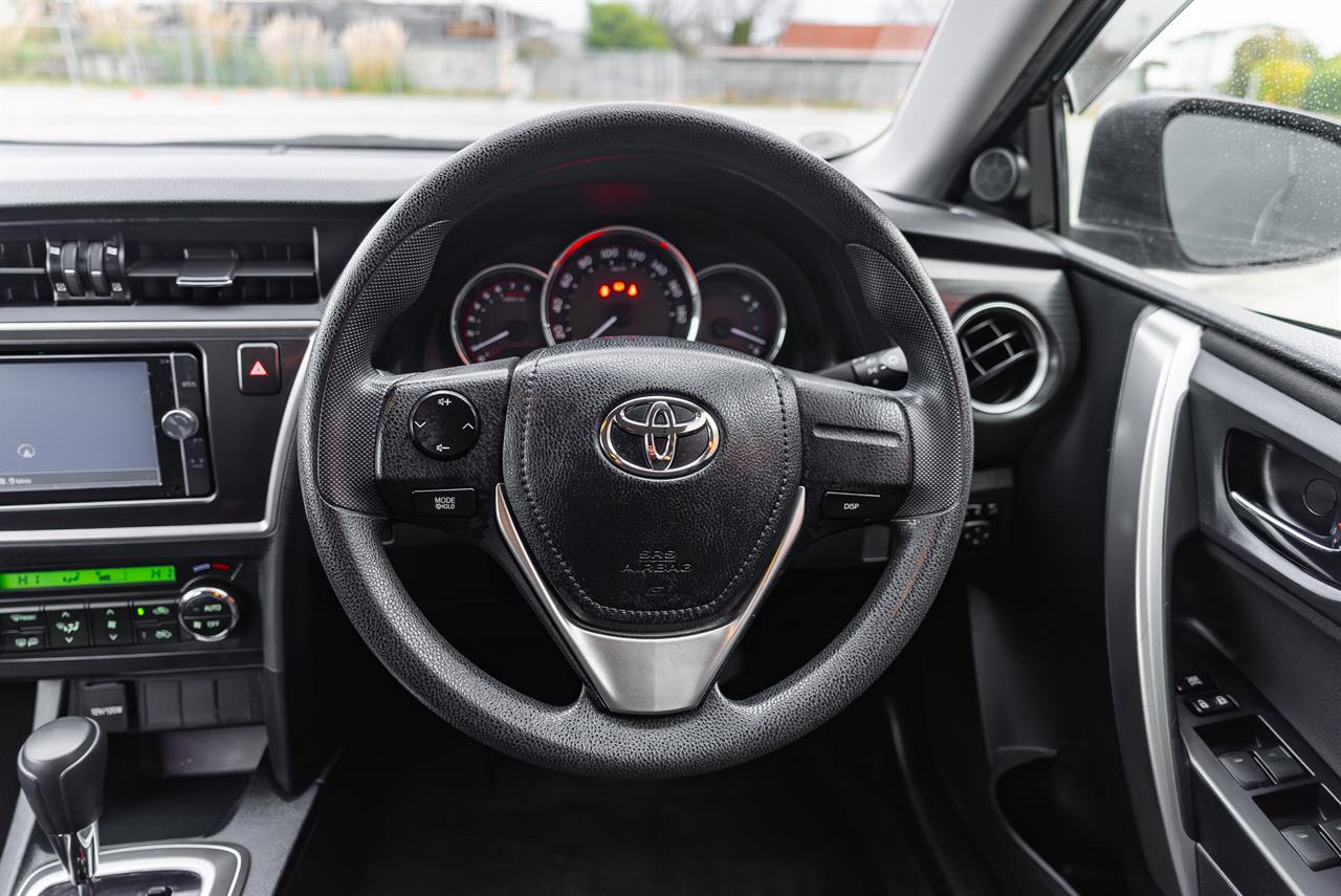 2013 Toyota AURIS