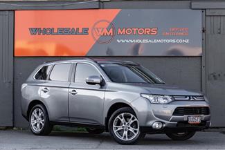 2013 Mitsubishi Outlander - Thumbnail