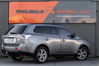 2013 Mitsubishi Outlander - Thumbnail