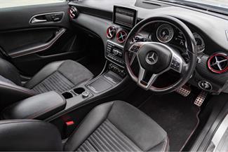 2013 Mercedes-Benz A250 - Thumbnail