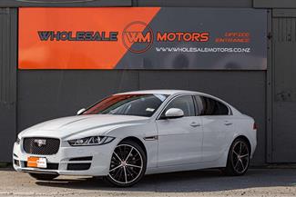 2015 Jaguar XE - Thumbnail