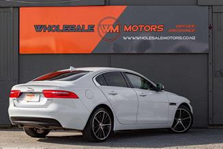 2015 Jaguar XE - Thumbnail