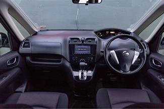 2012 Nissan SERENA - Thumbnail