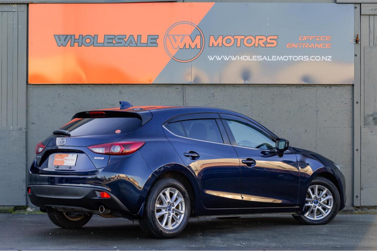 2014 Mazda Axela