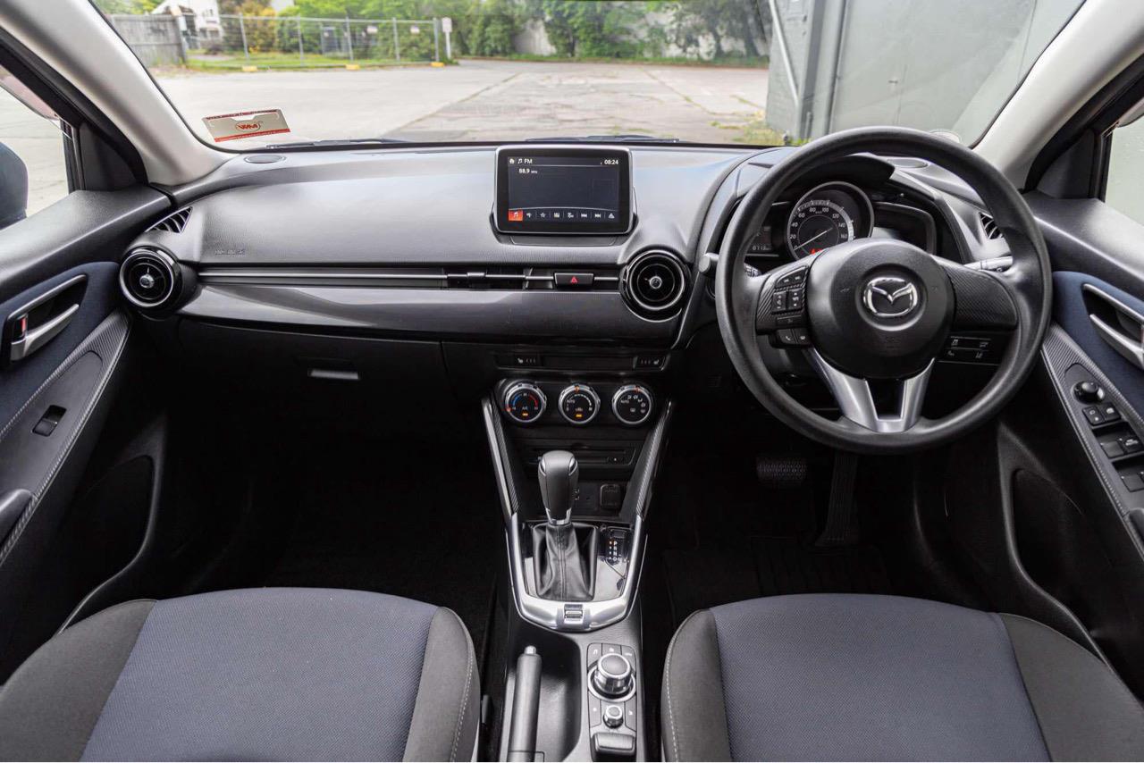 2016 Mazda Demio