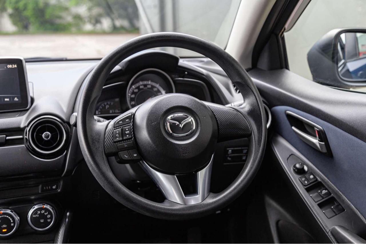 2016 Mazda Demio