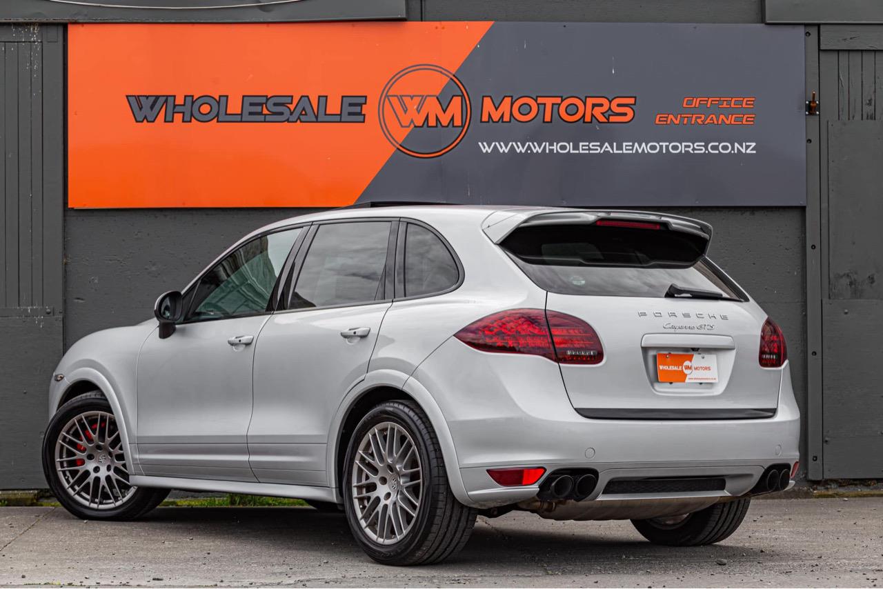 2012 Porsche Cayenne GTS