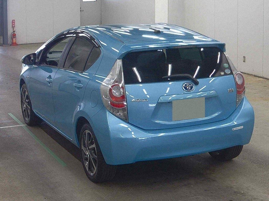 2014 Toyota AQUA